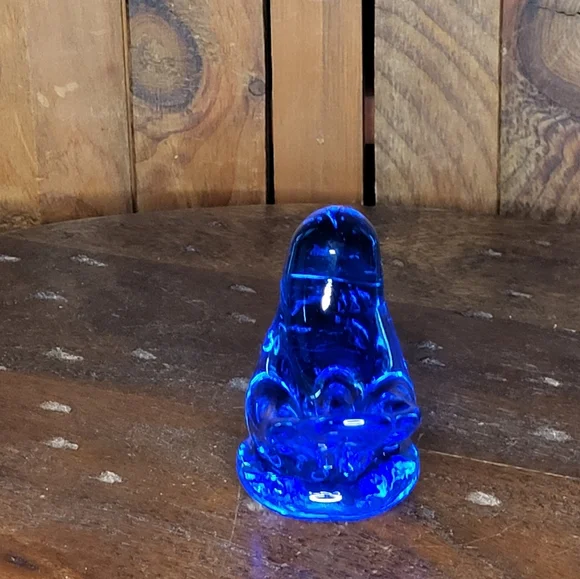 Blue Glass Bird Figurine - Picture 11 of 16